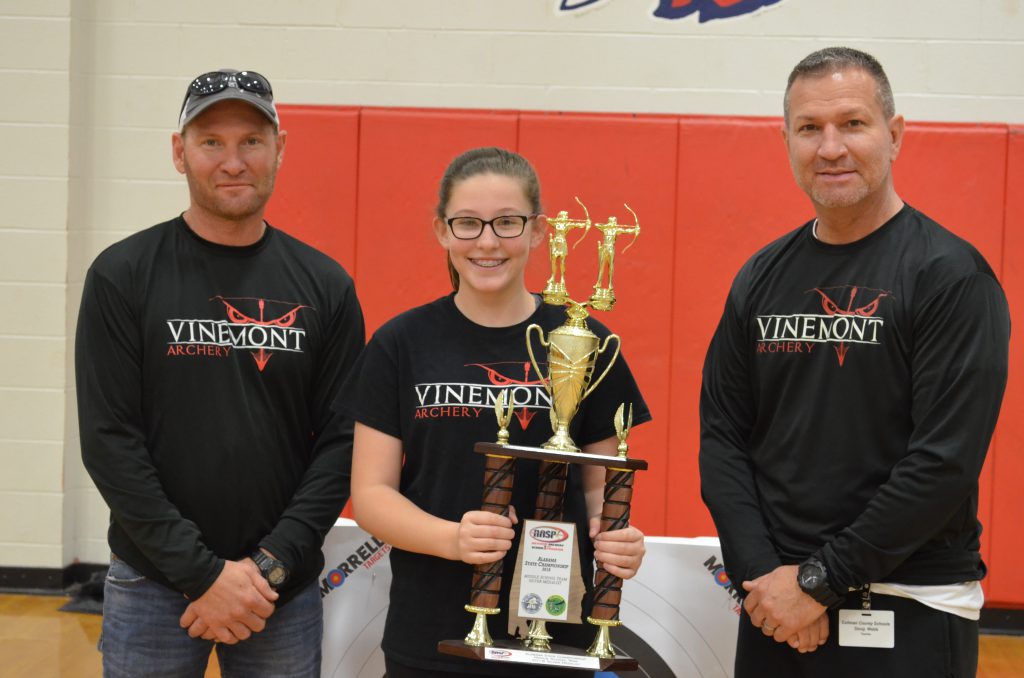 Phenom! Vinemont Middle School 7th-grader Savannah Mann finishes 1st ...