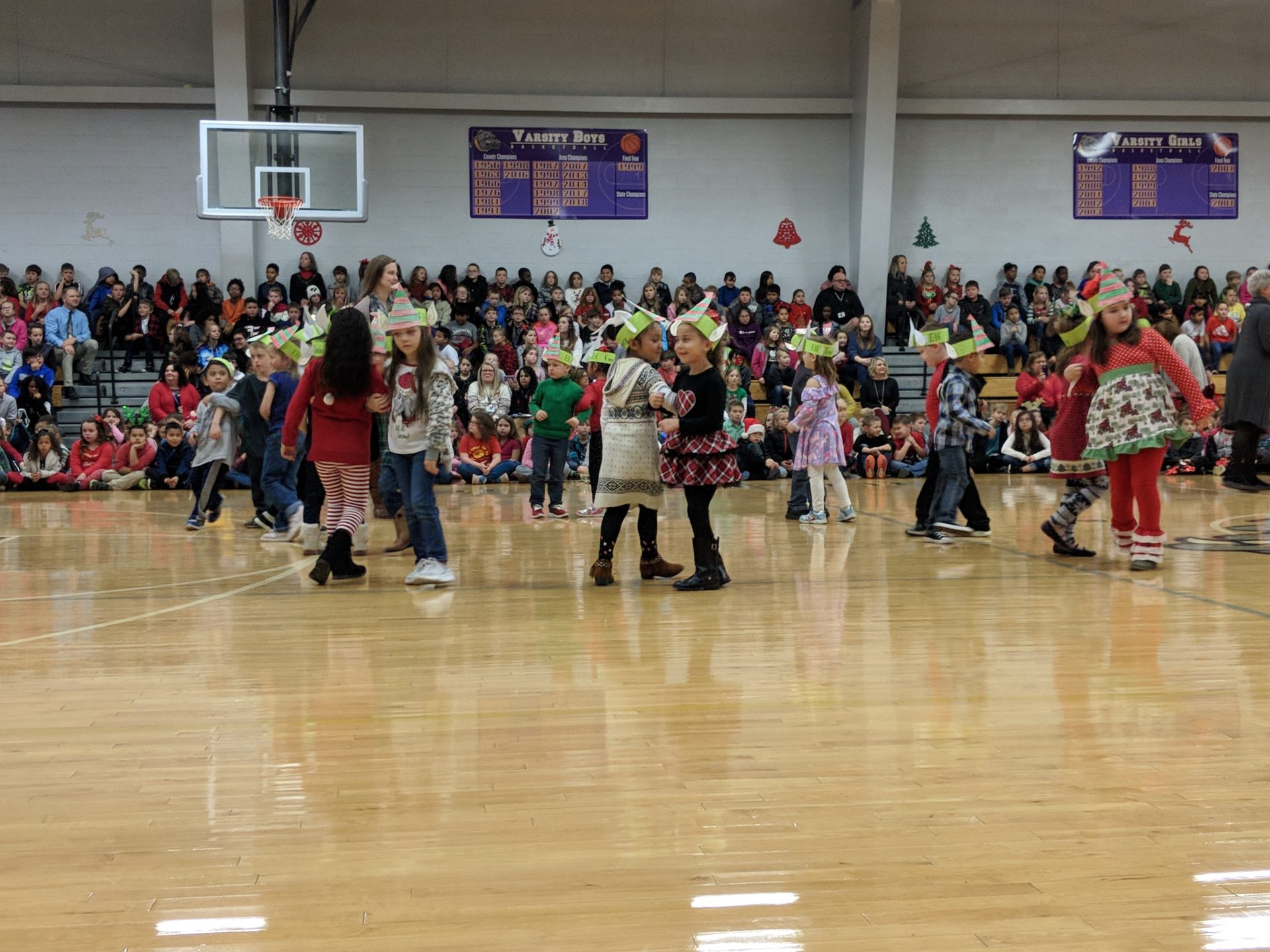 Hanceville Elementary spreads Christmas joy The Cullman Tribune