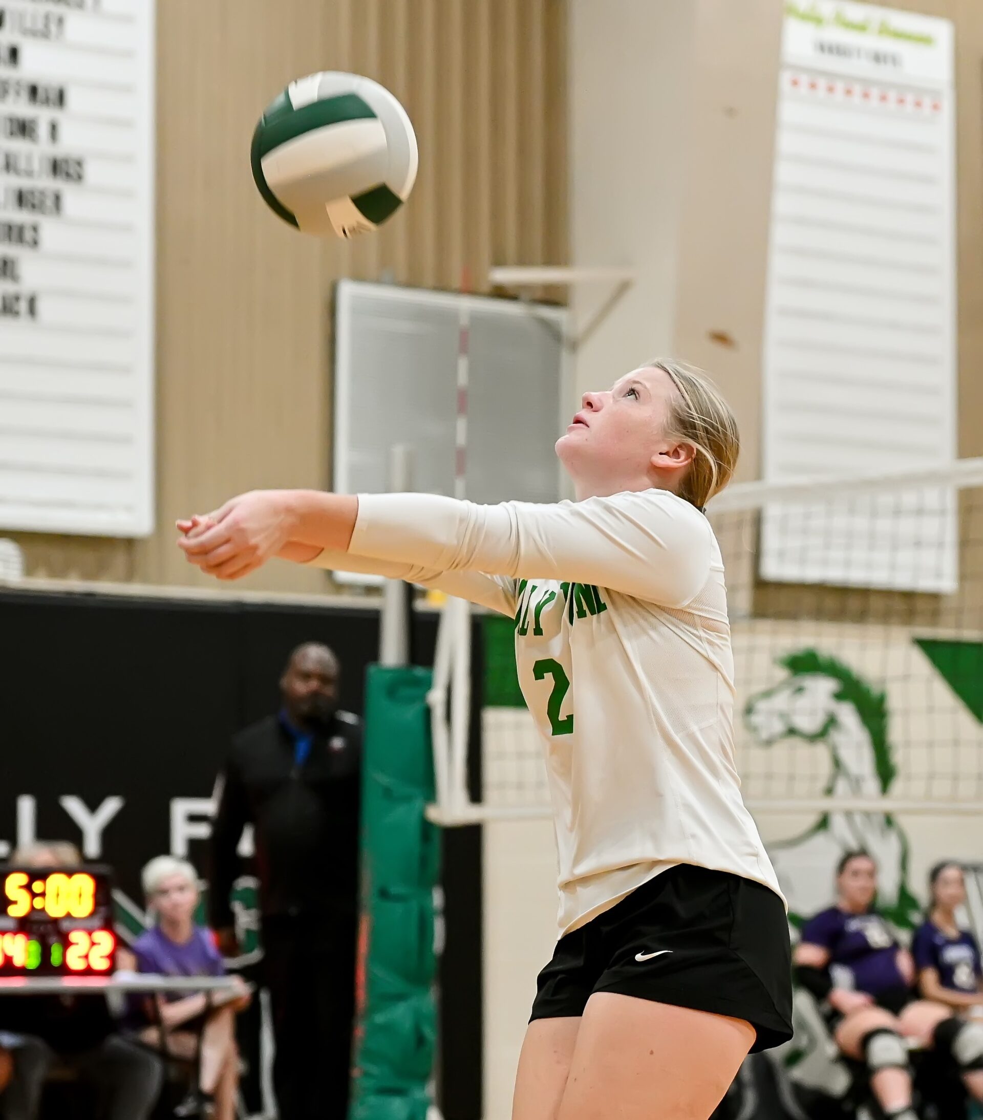 'Carry God with me': Holly Pond junior Emma Earl excited for volleyball ...