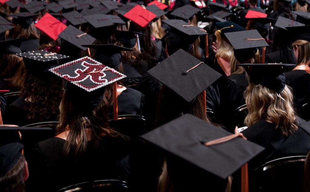 5 local students earn degrees from University of Alabama - The Cullman ...