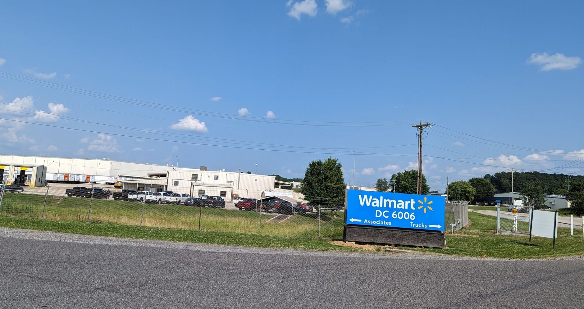 Update Officials weigh in on WalMart automation investment The